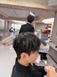 -宫铭烫发染发接发店