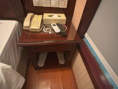 -维也纳酒店(罗湖口岸国贸东门店)