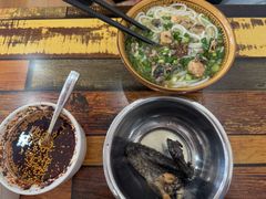 -正宗李家土鸡米线店