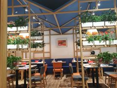 -渝信川菜 · 川味家常菜(财富购物中心店)