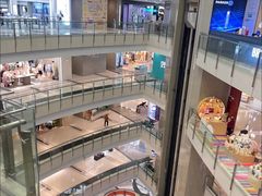 -上海来福士广场
