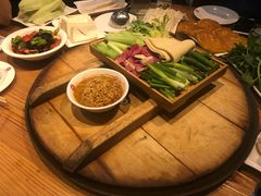 -咱屯子铁锅炖直营店(保利店)