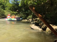 -仙山谷激浪漂流