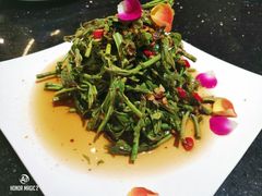 -飞虎过桥米线(翠湖店)