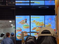 -麦当劳(中山公园龙之梦店)