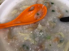 荔湾艇仔粥-卓粤拉肠(红庙店)