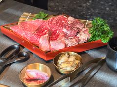 -铭牛烧肉·和牛海鲜自助(高新月牙湖店)