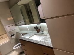 -HEYAN荷妍专业脱毛连锁机构