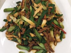 青蒜干子炒肉丝-怡园饭店-餐厅(四望亭店)