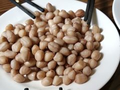 煮花生米-清真吴记门钉肉饼·喜多利