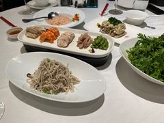 -HOMES上海本帮菜(襄阳公园店)
