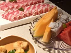 -海底捞火锅鲜切牛肉主题店(长寿路店)