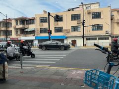 -莲餐厅·湖北菜·潜江小龙虾店(愚园路店)