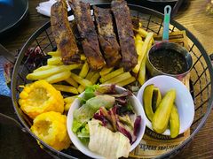 BBQ美式碳烤猪肋排-疯克大象美式烤肉餐厅