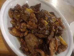 传统老爆三-陈傻子餐厅(世纪都会店)