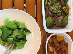 凉瓜炒牛肉-黄埔华苑酒家(黄埔总店)