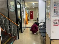 -瑞派天使宠物医院·神经外科·骨科·核磁CT(洛川中路店)