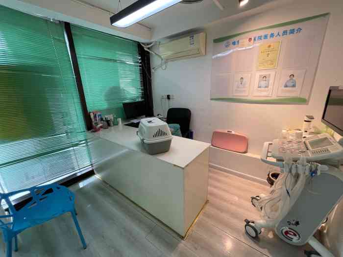 唯宠动物医院(大坪分院)-"【项目】绝育在d馆对面时代汇12栋的二.