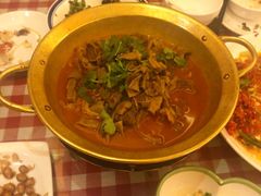 牛杂锅-鑫小城故事·藕汤·家常菜(台北一路总店)