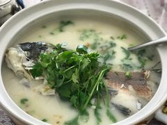 -天乐农家鱼头王(天目湖店)