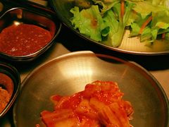 辣白菜-西塔老太太泥炉烤肉(温州首店万象城黑金店)