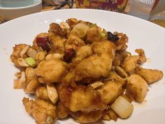 -肘子酥·天津菜·特色捞面(德云社店)