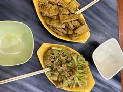 -黄师奶甜品店
