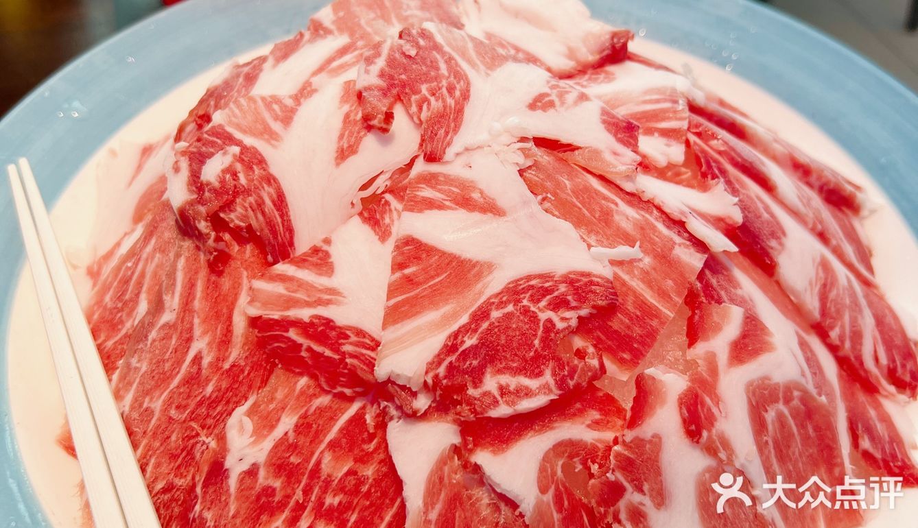 捞刀河畔乡野肉铺