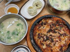 泡菜饼-神仙雪浓汤(明洞店)