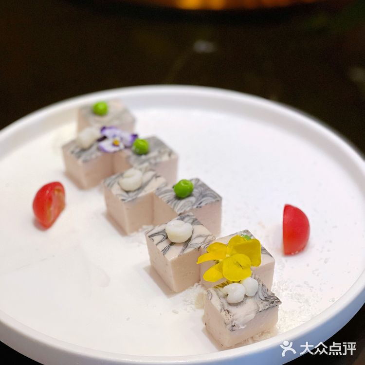 美食美酒🍷➕美女｜这家私房菜真是绝绝子[加油]