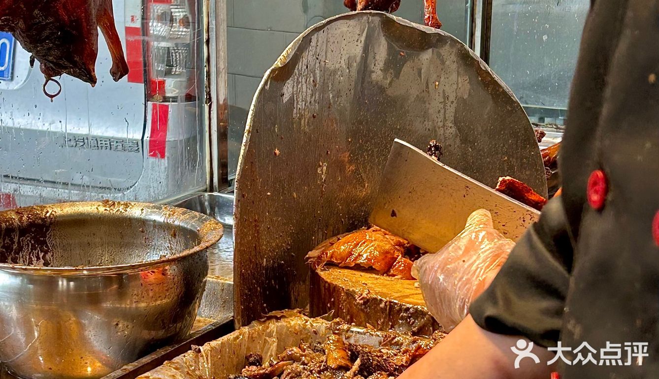 我给李雪琴当广州人脉｜天天大排长龙的烧鹅‼️本地人才知道的老店