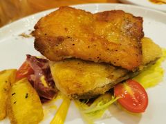 -more than meow吴止猫主题餐厅(承德 中船汇店)