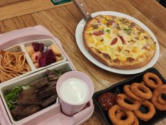 -汽车博物馆主题餐厅