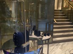 -JIMMY CHOO(海港城精品店)