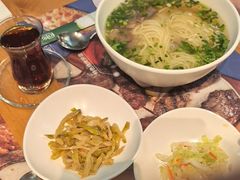 清汤牛肉刀削面-清真餐厅·回乡麦客