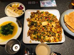 年糕芦花鸡-丝路金桃·新疆菜(徐汇店)