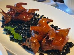 脆皮乳鸽-万盛合(渔人码头店)