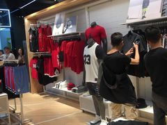 -NIKE KICKS LOUNGE体验店(北京新中关店)
