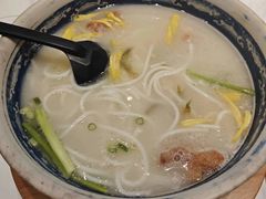 -新世界·过桥米线宴