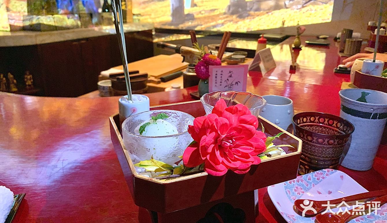 秋天约朋友一起吃个晚餐