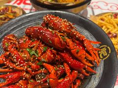 -肥肥虾庄·金牌油焖大虾(杨园滨江时代walk店)