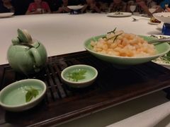 手剥龙井虾仁-知味观(湖滨总店)