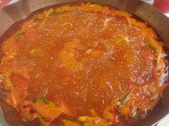 -毛辣果·贵州红酸汤牛肉火锅(西单店)