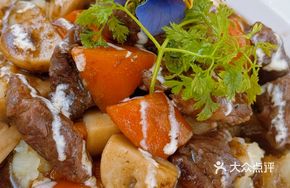 Beef Bourguignon with Mashed Potatoes