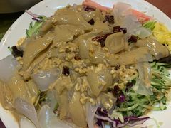 -鑫渔港海鲜本地菜·山海关浑锅(东戴河店)