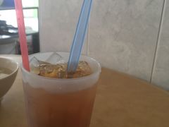-伍秀泽海南鸡饭茶室