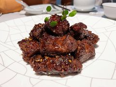 沪市牛肉粒-屋里厢上海菜馆