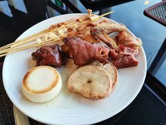 -怡豪大饭店·银顶旋转餐厅