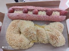 -奈雪的茶(亨特国际广场店)