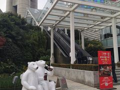 入口-东方明珠·可口可乐欢乐餐厅